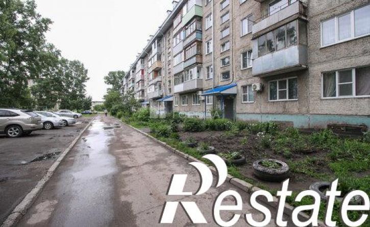 2-комн квартира улица Гущина, 203,  д. 203