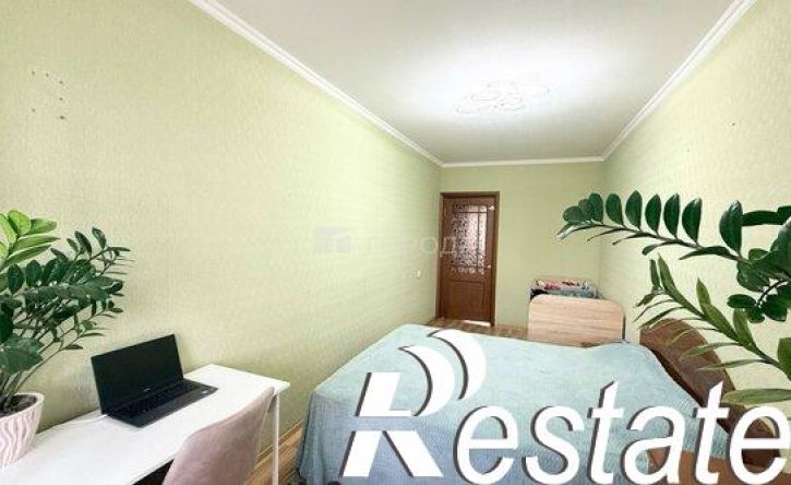 3-комн квартира улица Попова, 85,  д. 85