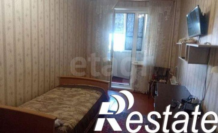 3-комн квартира улица Антона Петрова, 260,  д. 260
