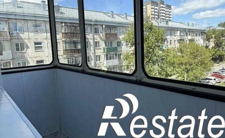 3-комн квартира улица Эмилии Алексеевой, 52,  д. 52