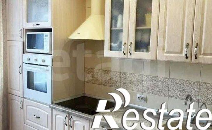 3-комн квартира улица Солнечная Поляна, 35,  д. 35