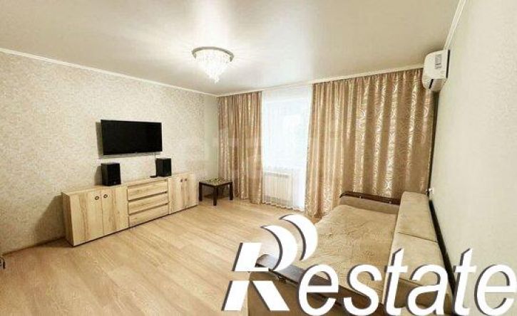 3-комн квартира улица Солнечная Поляна, 35,  д. 35