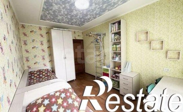 3-комн квартира улица Солнечная Поляна, 35,  д. 35