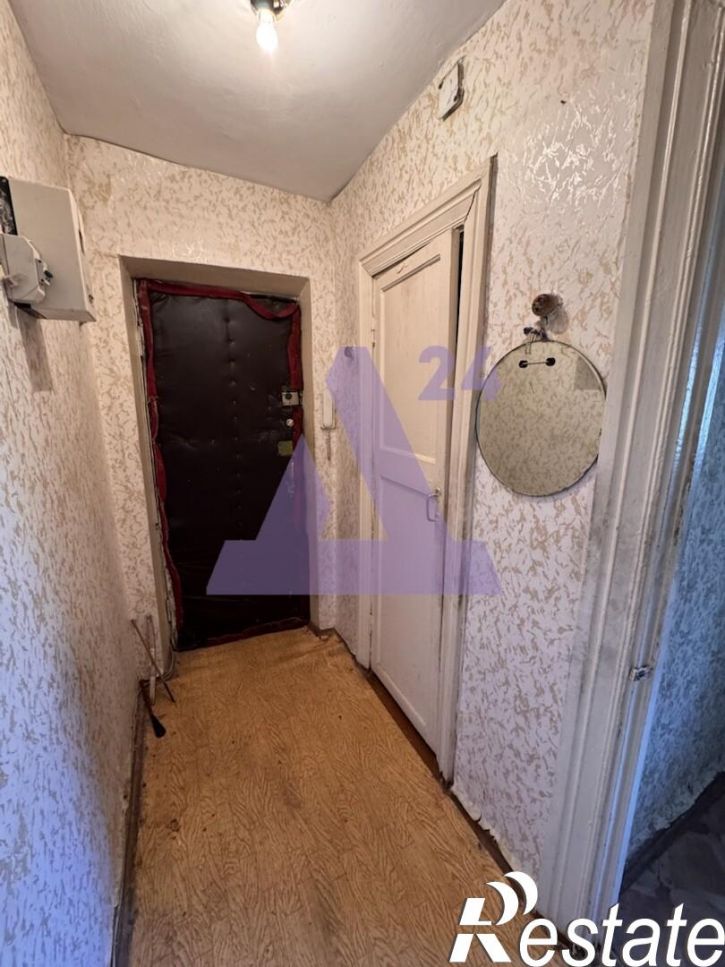 2-комн квартира улица Профинтерна, дом 52/99