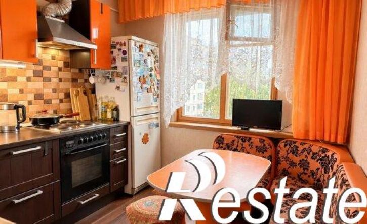 3-комн квартира улица Чеглецова, 74,  д. 74