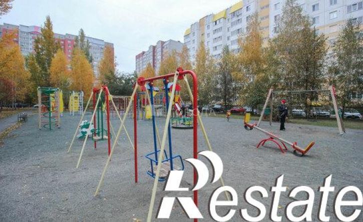 2-комн квартира Власихинская улица, 83,  д. 83