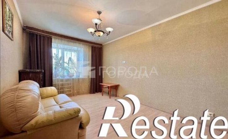 3-комн квартира улица Попова, 113,  д. 113