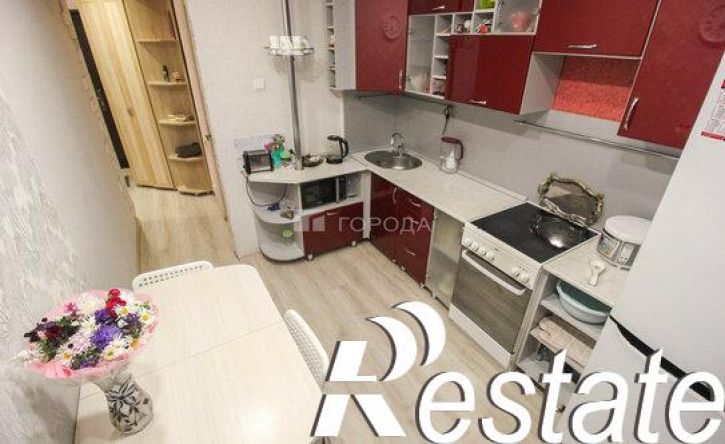 2-комн квартира улица Кутузова, 16Б,  д. 16Б