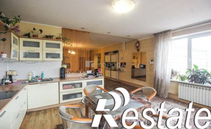 4-комн квартира улица Аванесова, 100,  д. 100