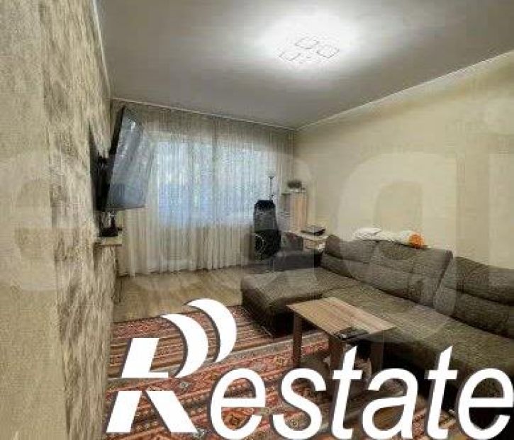 1-комн квартира проспект Строителей, 35,  д. 35