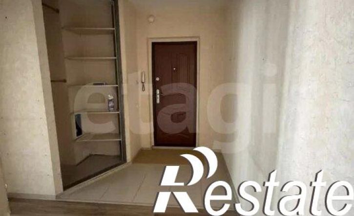 3-комн квартира Лазурная улица, 52,  д. 52