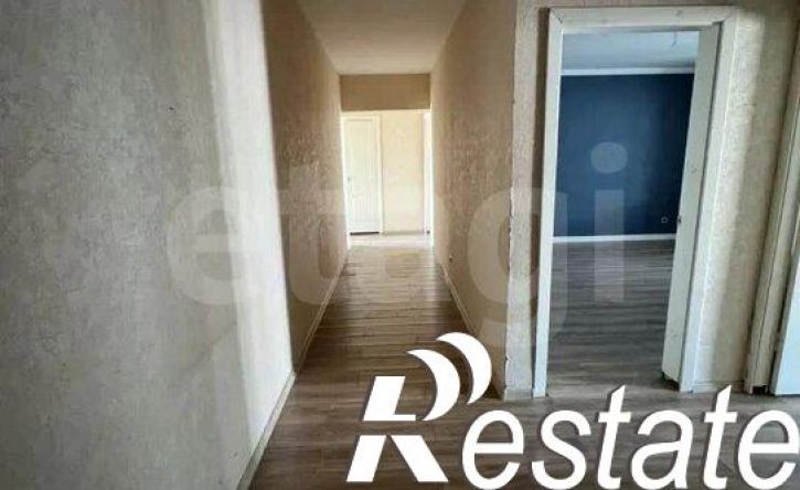 3-комн квартира Лазурная улица, 52,  д. 52