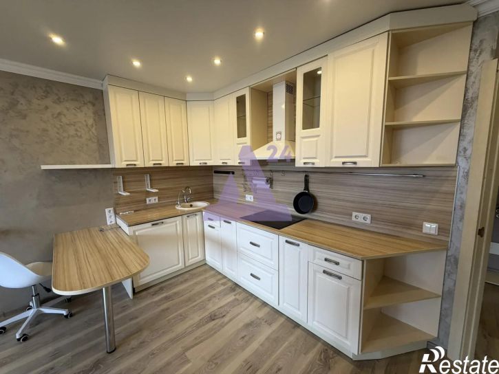 3-комн квартира улица Сиреневая, дом 28