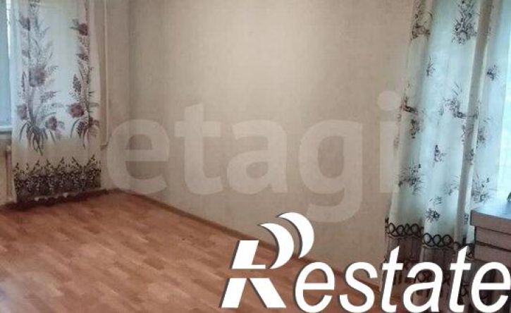 2-комн квартира улица Юрина, 245,  д. 245