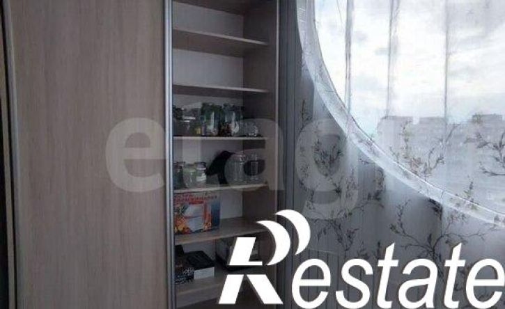 4-комн квартира улица Малахова, 107,  д. 107