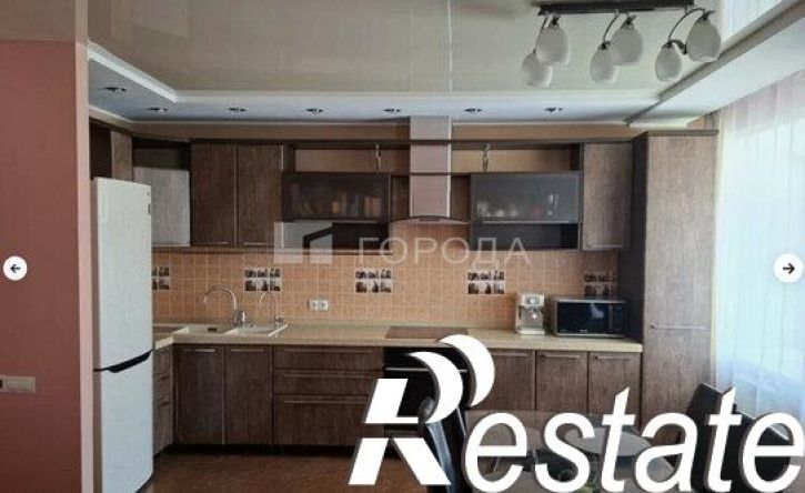 4-комн квартира Новгородская улица, 26,  д. 26