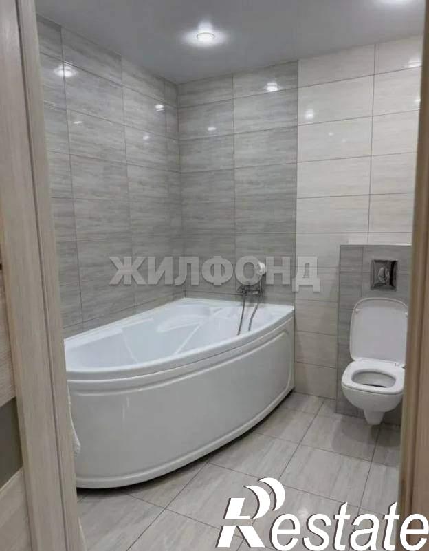 Купить квартиру за 9 400 000 рублей на Никитина улица, д.107