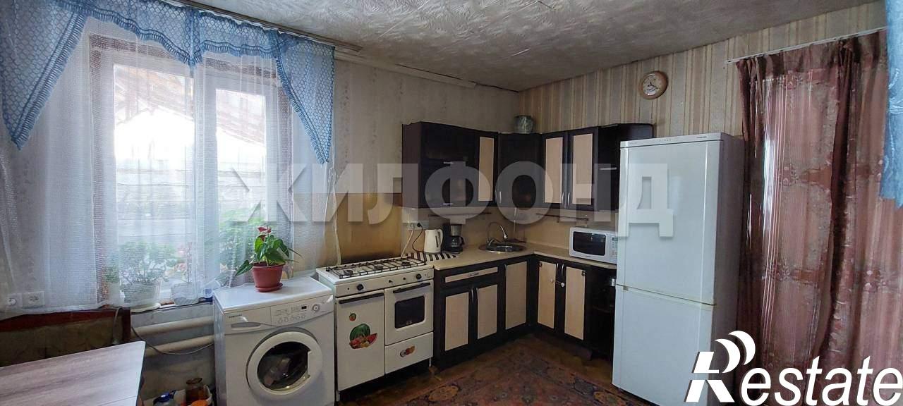 Купить дачу, дом, коттедж за 3 900 000 рублей на Центральная улица, влд69а