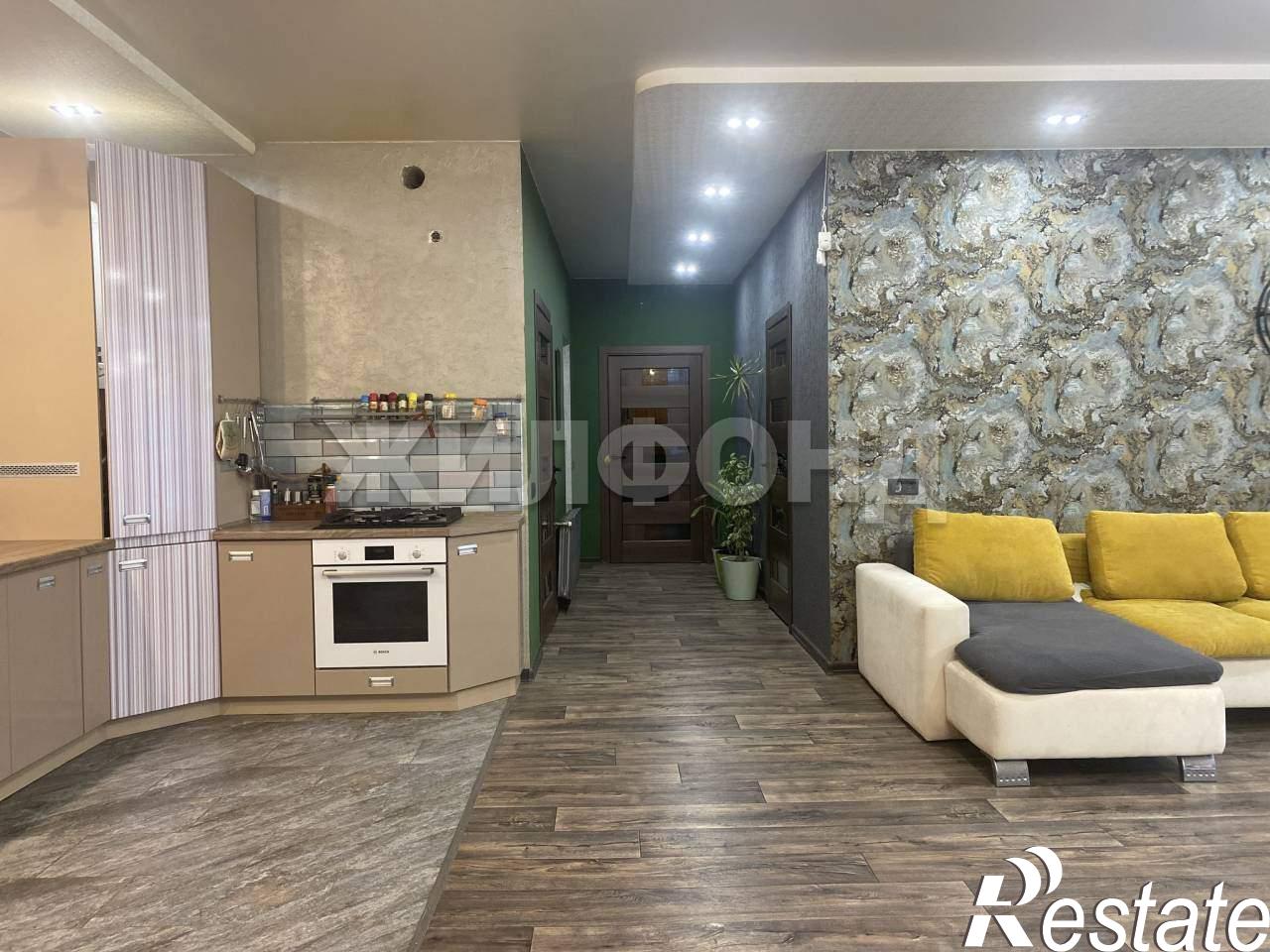 Купить дачу, дом, коттедж за 10 500 000 рублей на Мятная улица