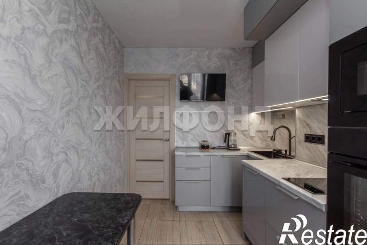 2-комн квартира Островского улица, д.4