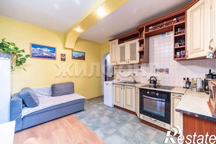 2-комн квартира Крупской улица, д.143