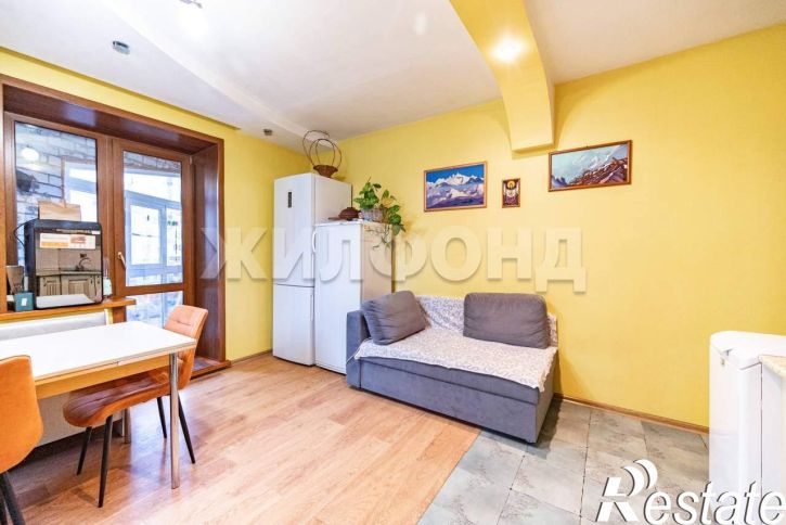 2-комн квартира Крупской улица, д.143