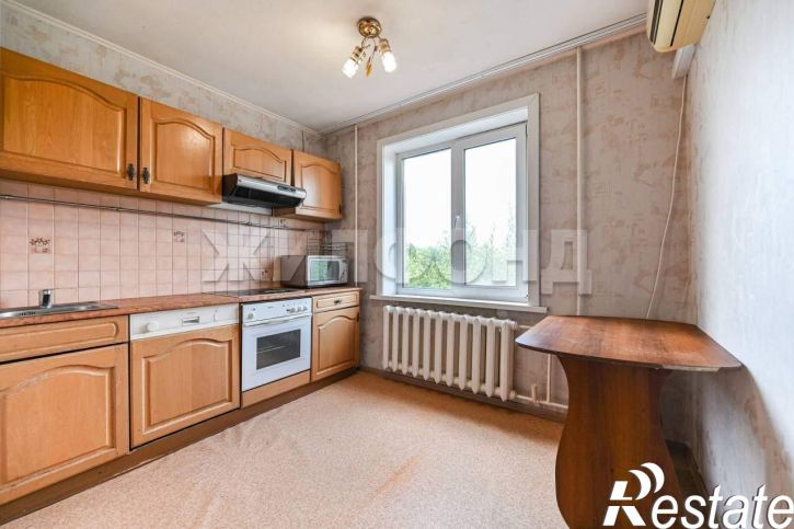 2-комн квартира Юрина улица, д.219