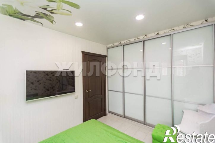 3-комн квартира Змеиногорский тракт, д.104м/5