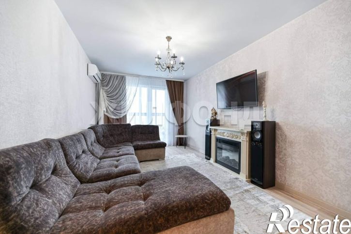 3-комн квартира Эмилии Алексеевой улица, д.10