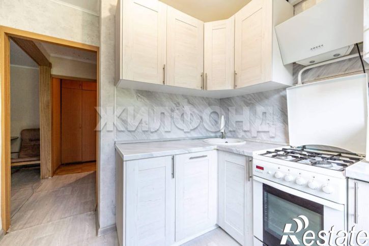 3-комн квартира Георгия Исакова/Попова улица, д.208