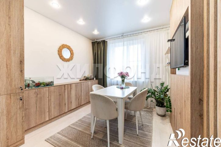 3-комн квартира Попова улица, д.184