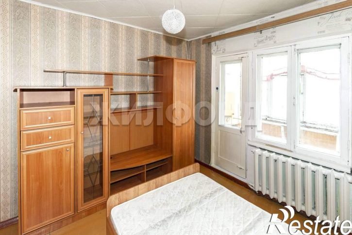 3-комн квартира Антона Петрова улица, д.226