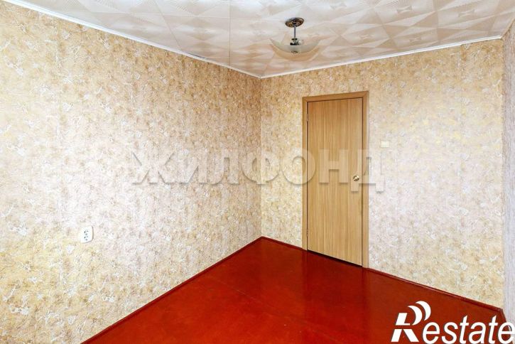 3-комн квартира Антона Петрова улица, д.226