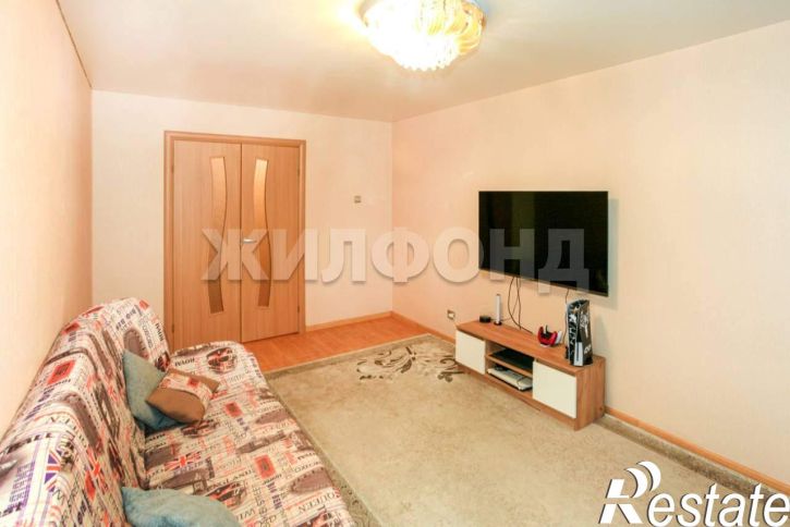 3-комн квартира Юрина улица, д.208