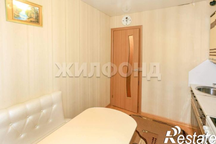3-комн квартира Юрина улица, д.208
