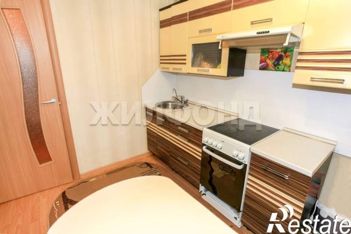 3-комн квартира Юрина улица, д.208