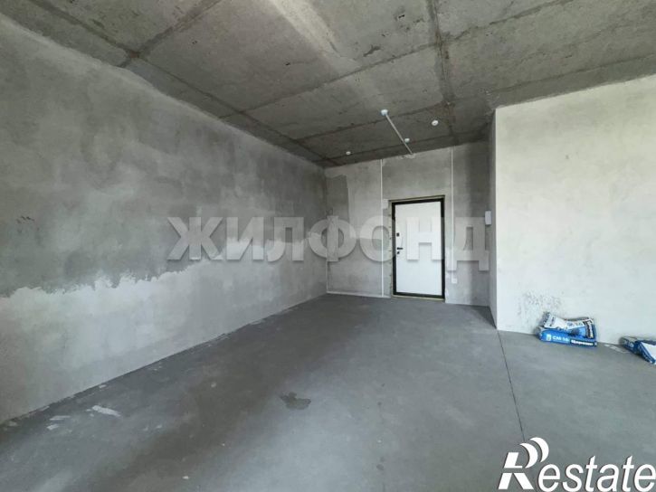 3-комн квартира Строителей проспект, д.18к1
