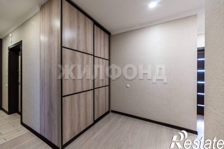 3-комн квартира Малахова улица, д.123