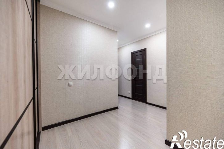 3-комн квартира Малахова улица, д.123
