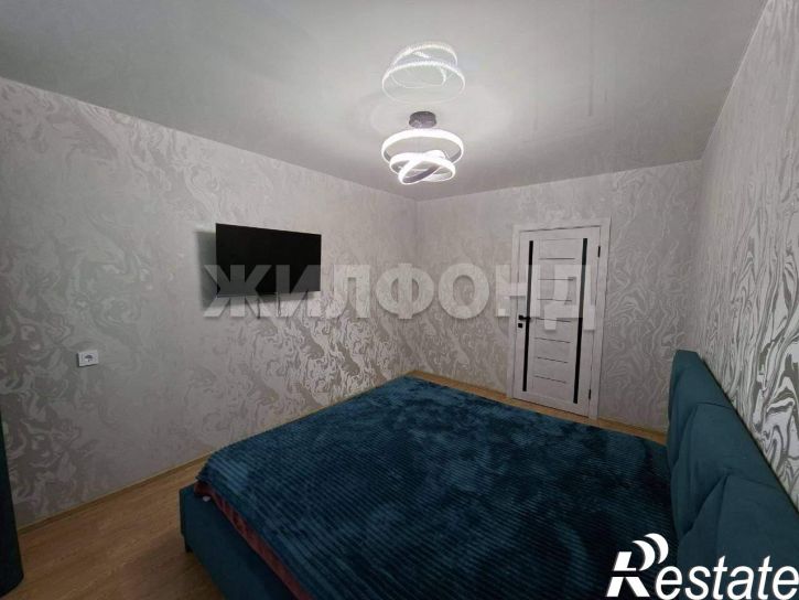 3-комн квартира Сухэ-Батора улица, д.11
