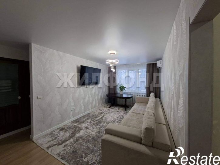 3-комн квартира Сухэ-Батора улица, д.11
