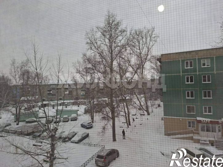 3-комн квартира Сухэ-Батора улица, д.11