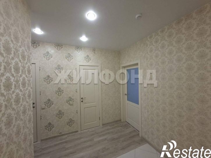 3-комн квартира Власихинская улица, д.65а/3