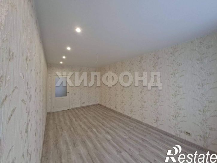 3-комн квартира Власихинская улица, д.65а/3