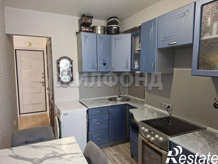 3-комн квартира Сухэ-Батора улица, д.11