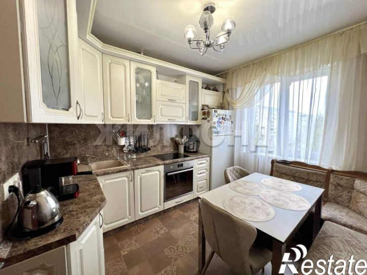 4-комн квартира Балтийская улица, д.67