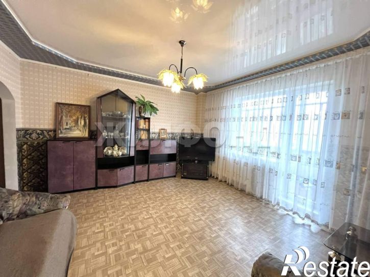 4-комн квартира Балтийская улица, д.67