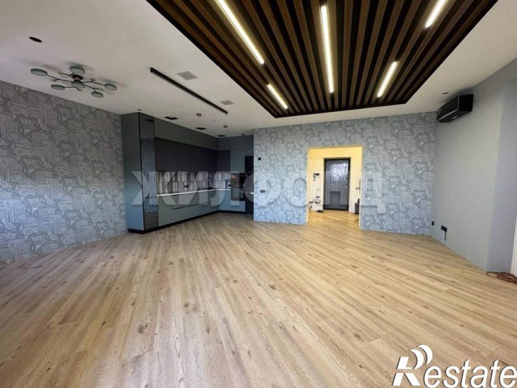 4-комн квартира Комсомольский проспект, д.40