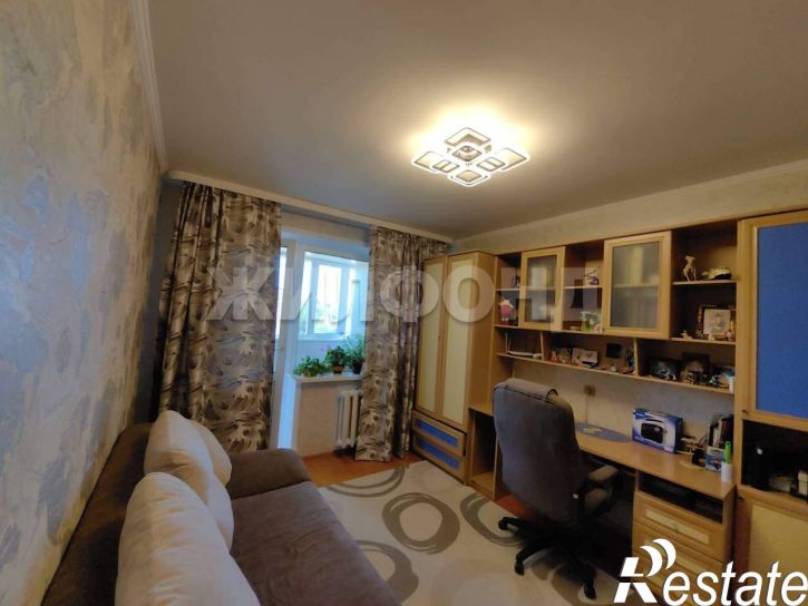 4-комн квартира Матросова улица, д.10