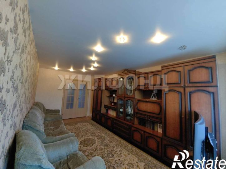4-комн квартира Матросова улица, д.10